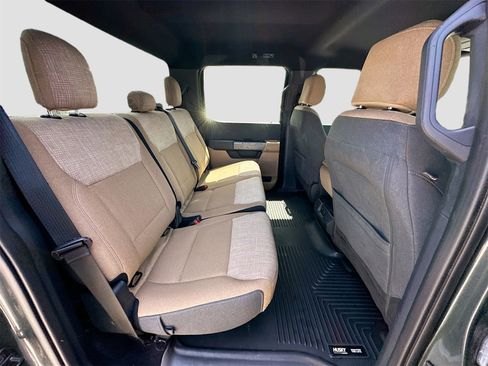 Used 2021 Ford F150 XLT image 24