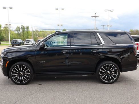 New 2026 Chevrolet Tahoe High Country AWD/4WD image 32