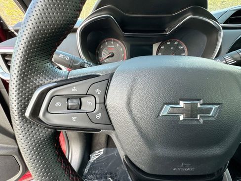 Used 2023 Chevrolet TrailBlazer RS w/ Convenience Package image 17