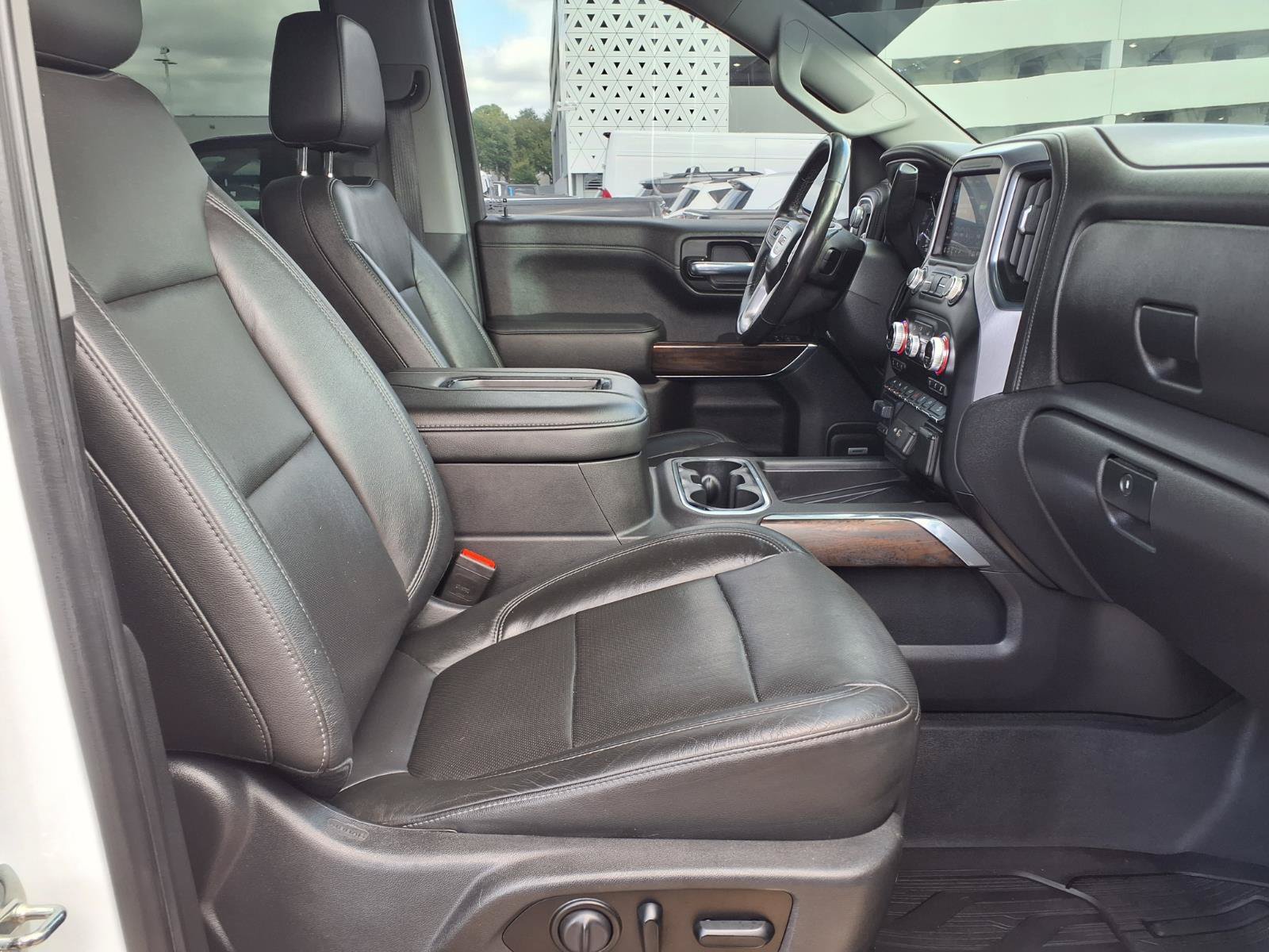 Used 2020 GMC Sierra 1500 SLT AWD/4WD image 19
