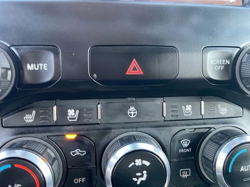 Used 2021 RAM 2500 Laramie AWD/4WD image 20