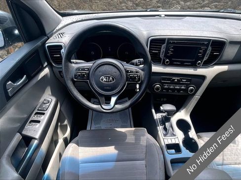 Used 2018 Kia Sportage LX FWD image 3