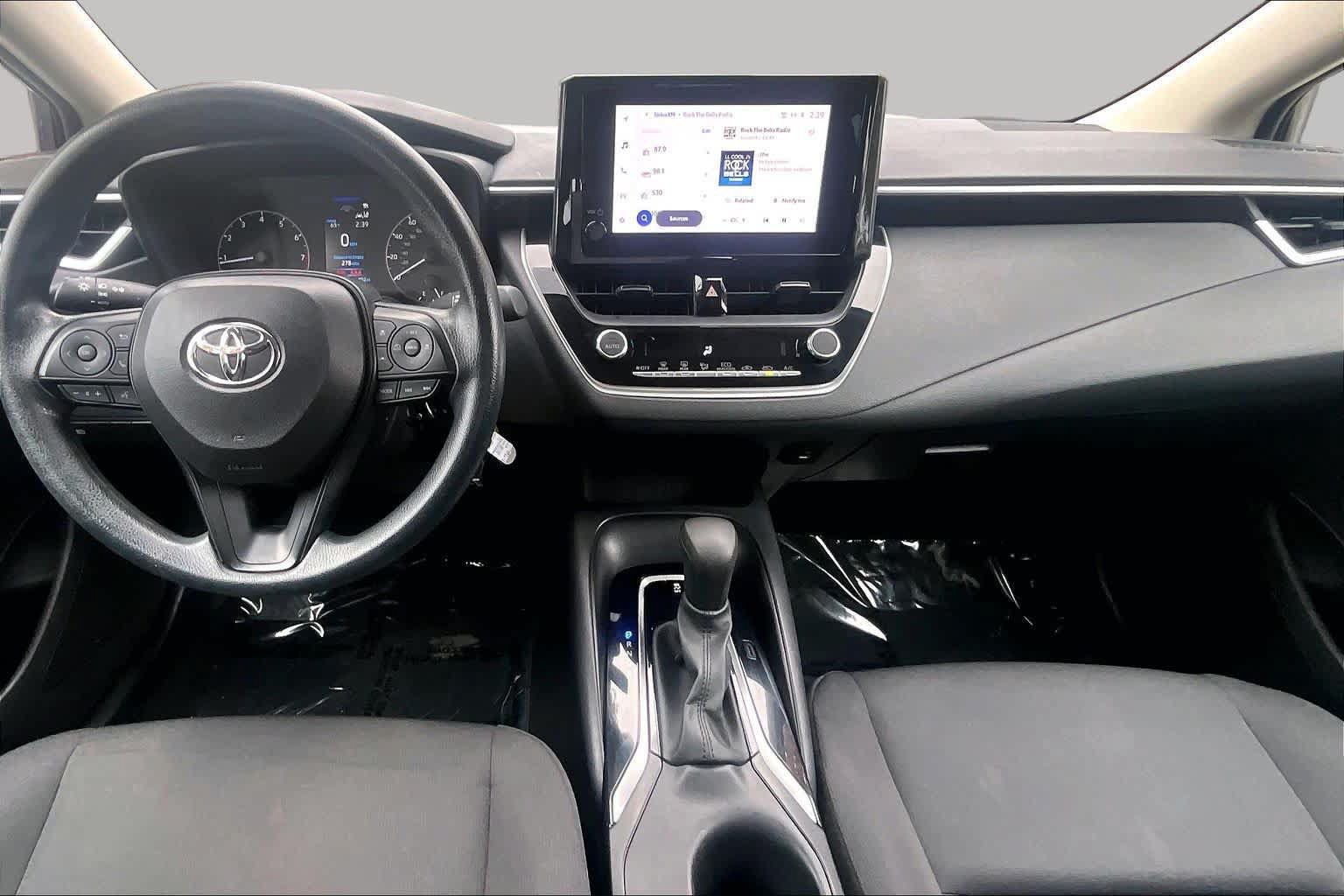 Used 2024 Toyota Corolla LE FWD image 15