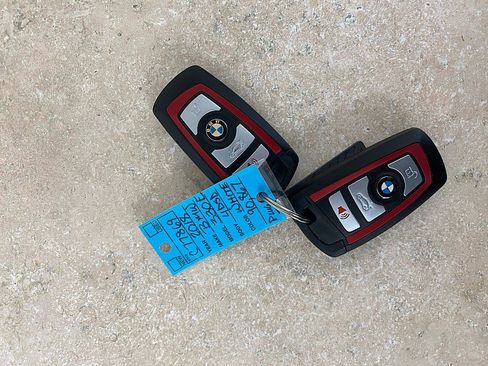 Used 2018 BMW 330e image 23