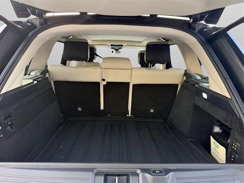 Used 2020 Land Rover Range Rover HSE image 7