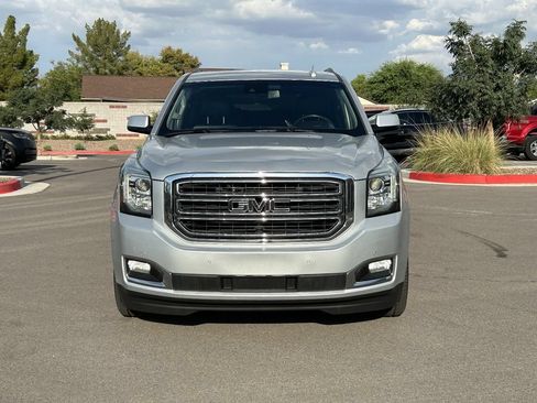 Used 2018 GMC Yukon XL SLT w/ Open Road Package AWD/4WD image 9
