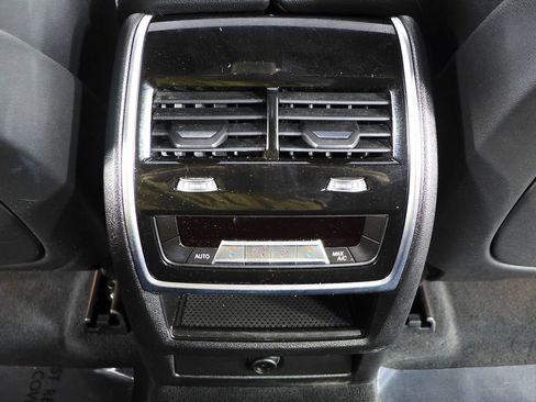 Used 2021 BMW X6 sDrive40i w/ Convenience Package RWD image 24