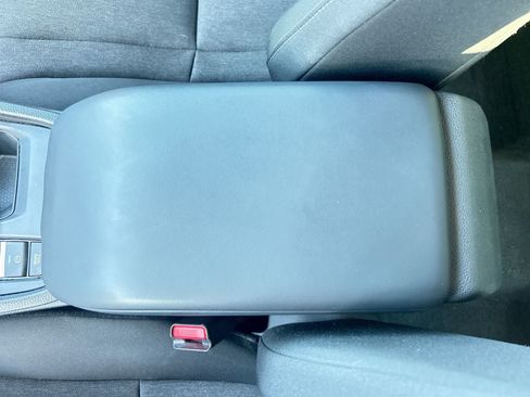 Used 2023 Honda Accord LX image 21