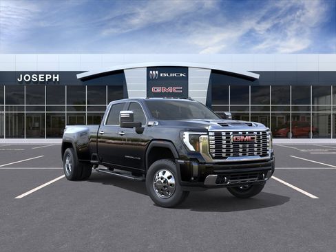 New 2026 GMC Sierra 3500 Denali w/ LPO, Black Badging Package AWD/4WD image 25