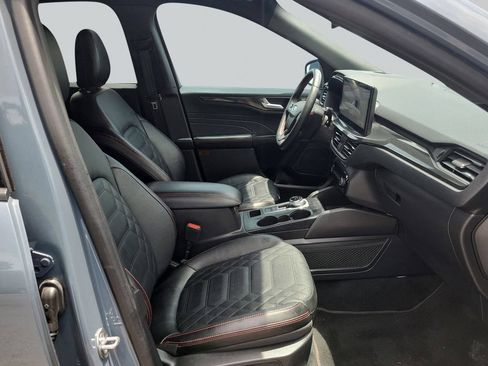 Used 2023 Ford Escape ST-Line Elite w/ Premium Technology Package AWD/4WD image 28