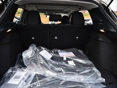 New 2026 Nissan Kicks SV w/ SV Premium Package image 24