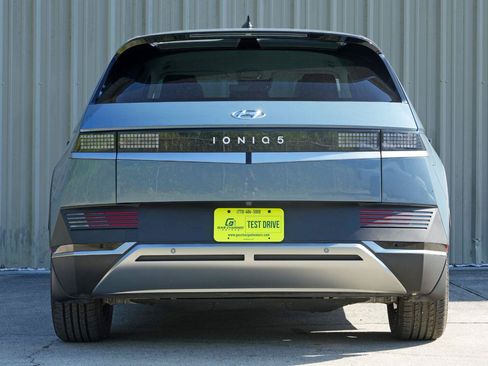 Used 2023 Hyundai Ioniq 5 SEL RWD image 10