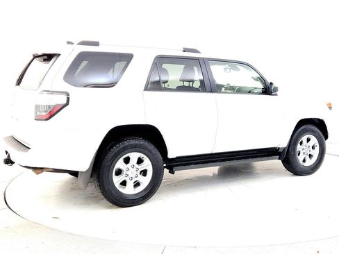 Used 2024 Toyota 4Runner SR5 image 6