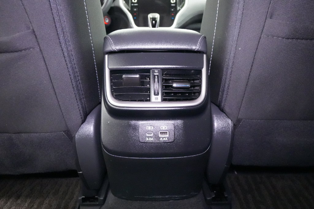 Used 2024 Subaru Outback Premium AWD/4WD image 19