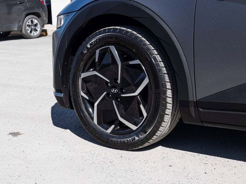 Used 2024 Hyundai Ioniq 5 SEL image 8