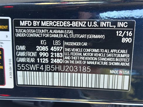 Used 2017 Mercedes-Benz C 300 Sedan image 40