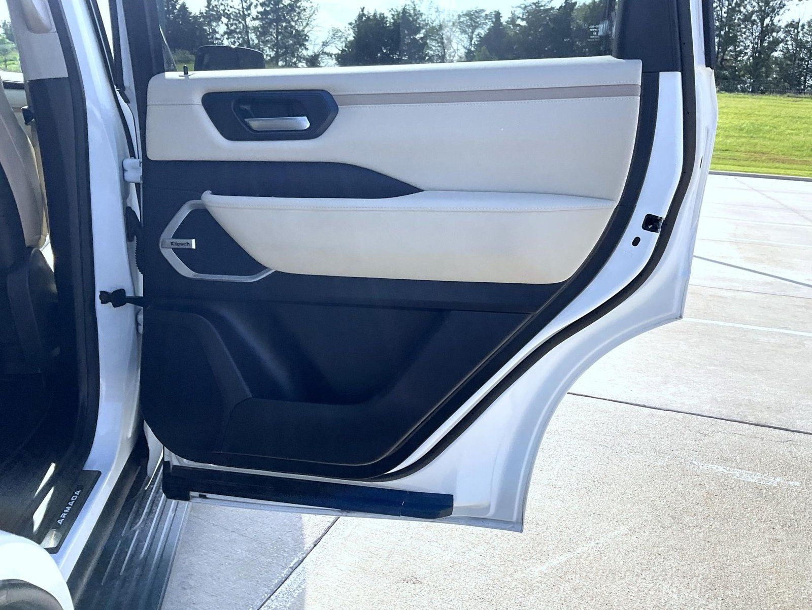 Certified 2025 Nissan Armada Platinum AWD/4WD image 22