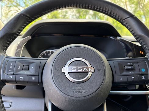 Used 2025 Nissan Pathfinder SV AWD/4WD image 30