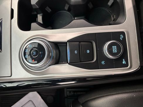 Used 2022 Ford Explorer ST image 9