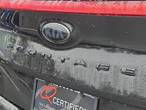 Used 2022 Kia Sportage Nightfall Edition w/ Nighfall AWD Premium Package image 31