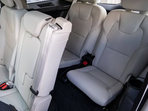 Used 2023 Volvo XC90 B5 Plus w/ Protection Package Premier AWD/4WD image 31