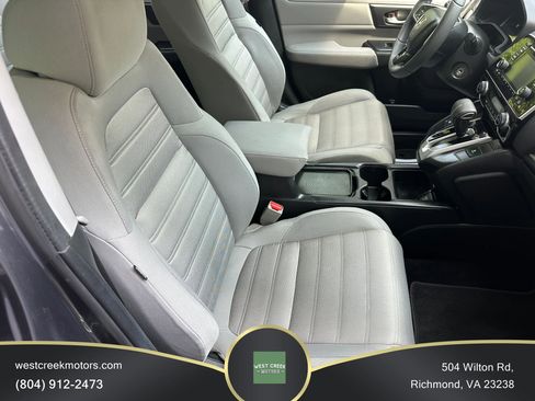 Used 2017 Honda CR-V LX image 11