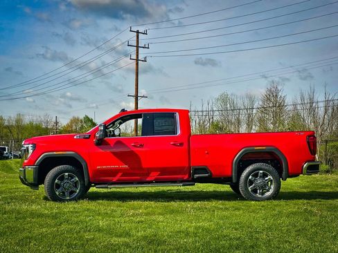 New 2026 GMC Sierra 3500 SLE w/ SLE Value Package AWD/4WD image 6