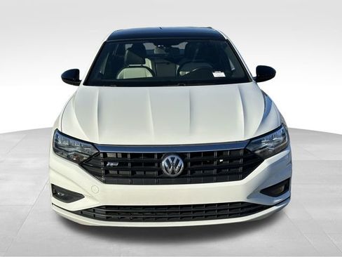 Used 2019 Volkswagen Jetta R-Line image 9