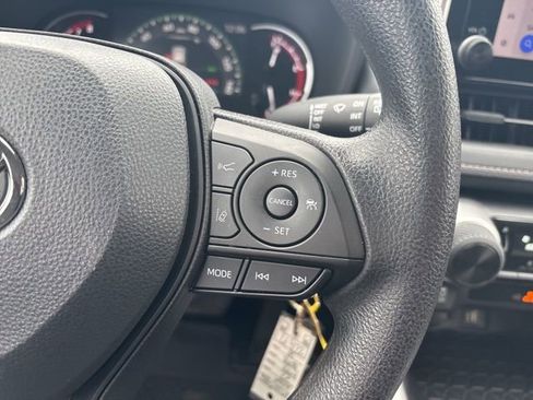 Certified 2025 Toyota RAV4 LE image 24