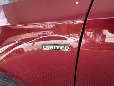 Used 2015 Volkswagen Passat 1.8T Limited Edition FWD image 4