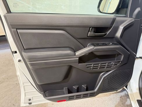 Used 2024 Toyota Tacoma SR image 20