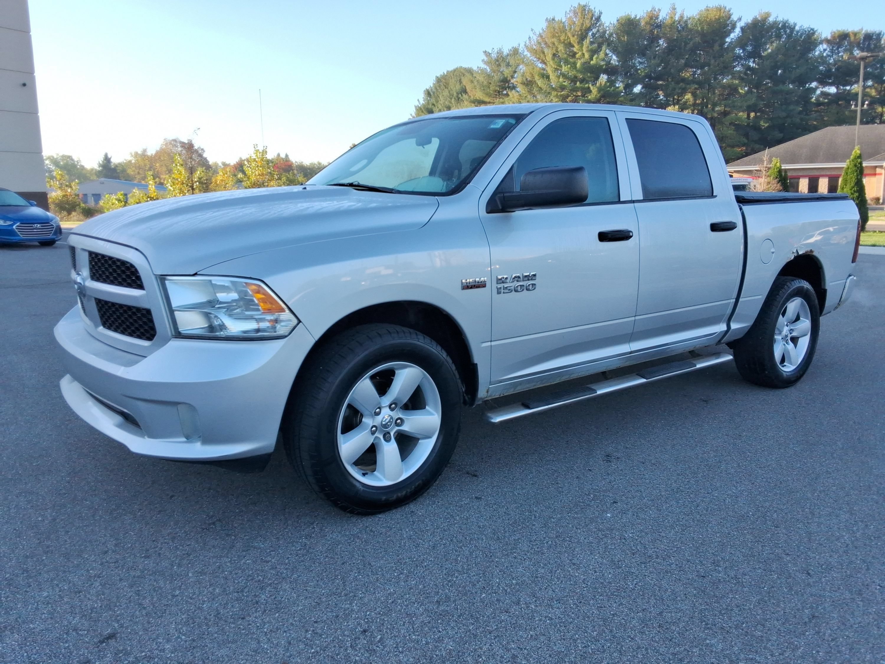 Used 2013 RAM 1500 Express AWD/4WD image 7