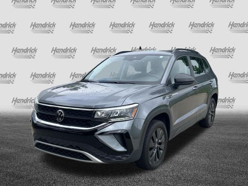 Used 2024 Volkswagen Taos S FWD image 5