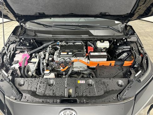 Used 2023 Toyota bZ4X XLE w/ Weather Package image 33