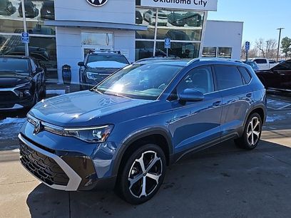 Used 2025 Volkswagen Taos SEL