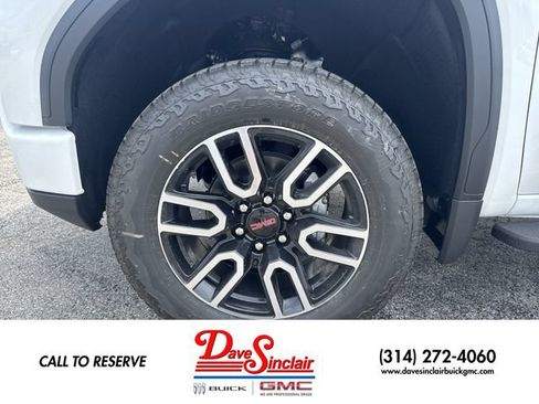 New 2026 GMC Sierra 1500 AT4 w/ AT4 Premium Package AWD/4WD image 10