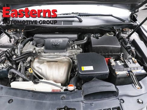 Used 2016 Toyota Camry XLE FWD image 7