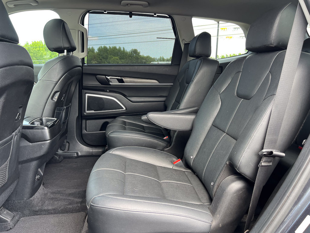 Used 2022 Kia Telluride EX w/ EX Premium Package AWD/4WD image 27