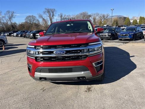 Used 2022 Ford Expedition Max Limited image 8