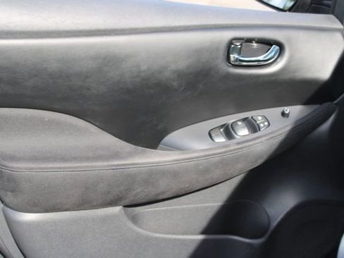 Used 2017 Nissan Leaf S w/ Charge Package image 13