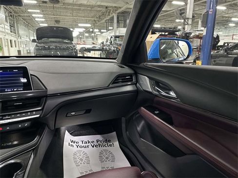 Certified 2023 Cadillac CT4 V w/ Navigation Package image 31