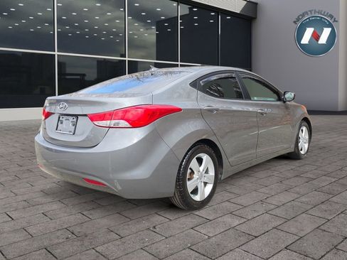 Used 2013 Hyundai Elantra GLS w/ Preferred Pkg image 5