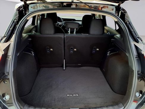 Used 2023 Nissan Kicks SV image 19