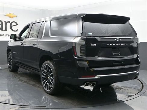 New 2026 Chevrolet Suburban High Country w/ LPO, Illumination Package image 15