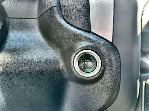 Certified 2024 Chevrolet Silverado 1500 Custom image 17