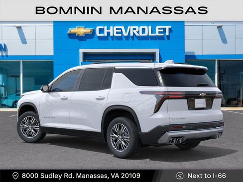 New 2026 Chevrolet Traverse LT FWD image 4