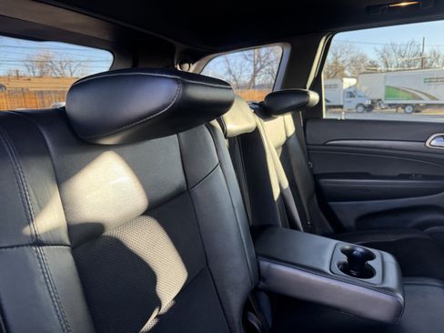 Used 2015 Jeep Grand Cherokee Altitude image 18
