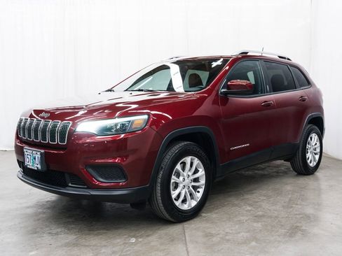 Used 2020 Jeep Cherokee Latitude image 3