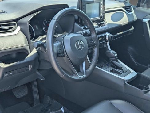 Used 2022 Toyota RAV4 XLE Premium FWD image 16