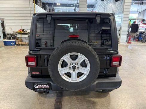 Used 2021 Jeep Wrangler Unlimited Sport w/ Cold Weather Group AWD/4WD image 28